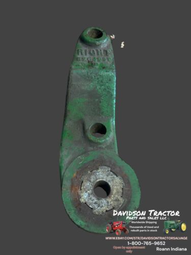 USED JOHN DEERE  2510 3020 4030 TRACTOR RH HYDRAULIC LIFT ARM R26464R, AR40975