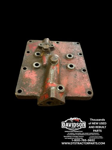 IH Farmall 560 Hydraulic Pump Cover Housing Antique Tractor