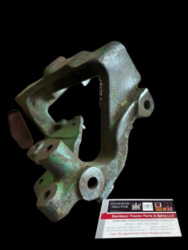 JOHN DEERE 4020 STEERING VALVE BRACKET L.H. AR32596 R33967R