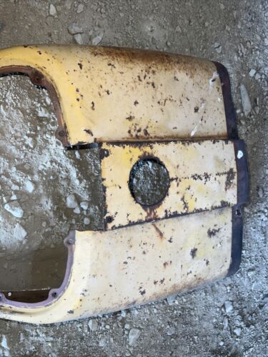 IH FARMALL 424 444 2444 TRACTOR CENTER FUEL TANK HOOD - NICE NO DENTS