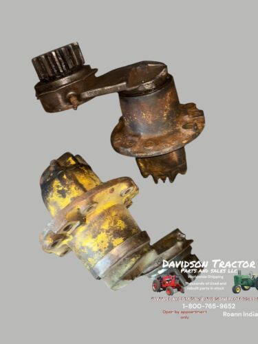 John Deere 60 Roll O Matic Spindles. W/Hubs Antique Tractor