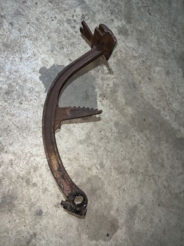 Farmall IH Super M SM tractor ORIGINAL left brake pedal w/ lock latch bar