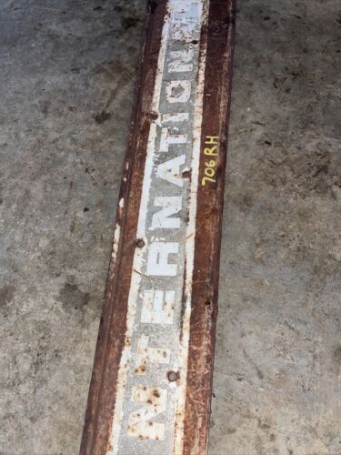 IH Farmall 706 RH hood side cover panel