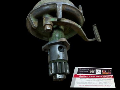 Unstyled John Deere B tractor JD left brake assembly with pedal B218R
