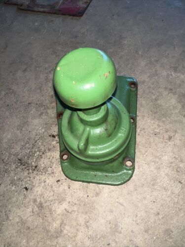 B700R Unstyled John Deere B tractor JD transmission cover oil breather tube cap
