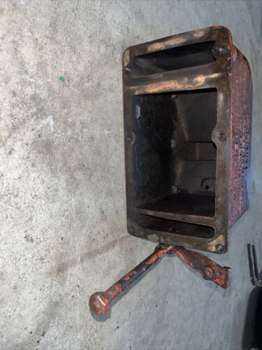JI Case SC tractor cast iorn air cleaner housing Antique tractor