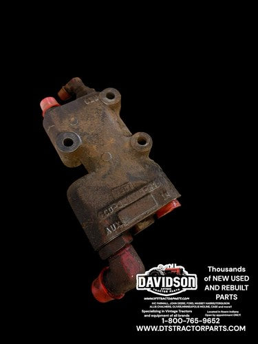 International 656 Utility Hydraulic Valve Assembly Antique Tractor