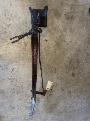 International Farmall 504 Utility tractor IH Torque Amplifier TA assembly lever