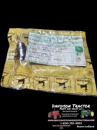 New Old Stock Control Valve Fits John Deere - R68384 - Replaces R40756 R68384-CC