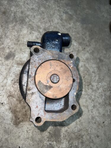 IH INTERNATIONAL BC144 BD154 276 354 364 434 444 B414 Water Pump 703820R94