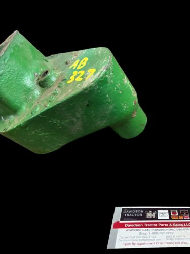 Unstyled John Deere B tractor  JD AB327 oil bath precleaner assembly Top Housing