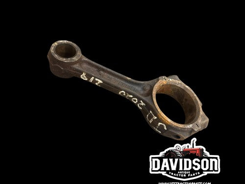 RE19733 T27000T Connecting Rod John Deere Tractors 820 1020 1520 2020 830 1530