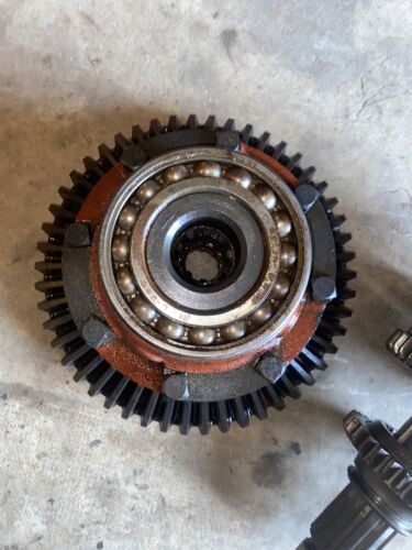 Farmall SM MTA tractor IH lower gears pinion shaft ring gear assembly & bearing