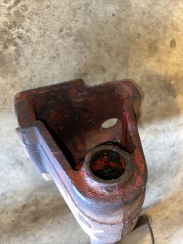 Farmall 300 350 400 450 tractor IH steering shaft main holder main bracket + fan