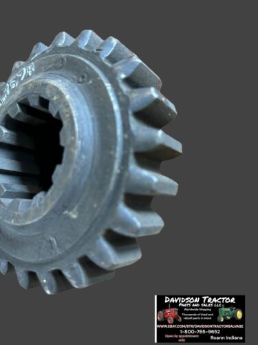 JOHN DEERE B POWERSHAFT SLIDING GEAR B1757R