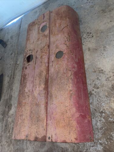 International IH Farmall 504 RC Tractor Hood