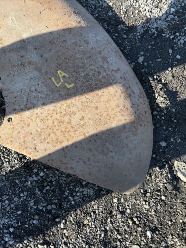 USED JOHN DEERE LA TRACTOR LH FENDER AL2772R