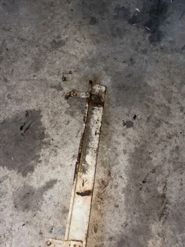 International 364 354 Tractor Under hood skirt LEFT