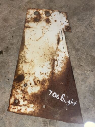 IH FARMALL 706 TRACTOR RIGHT RADIATOR SIDE PANEL