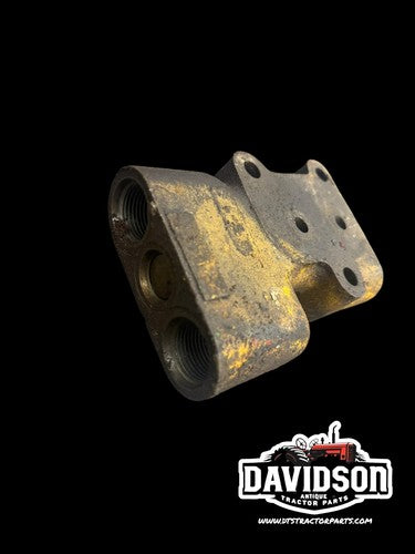 International 504 Utility Hydraulic Valve Housing Antique Tractor