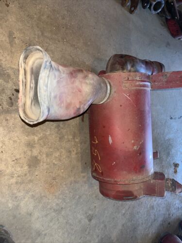 International Farmall 856 Air cleaner Assembly Antique tractor