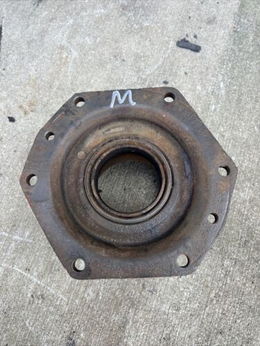 IH FARMALL M TRACTOR BULL PINION CAGE Antique tractor