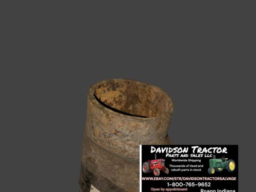 John Deere Water Pipe F685R Antique Tractor
