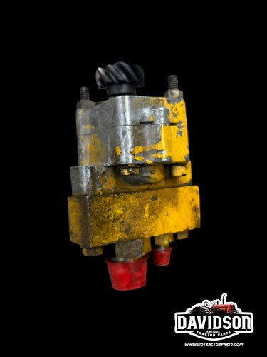 CUB LO BOY 154 184 185 INTERNATIONAL IH 547135R91 HYDRAULIC PUMP 