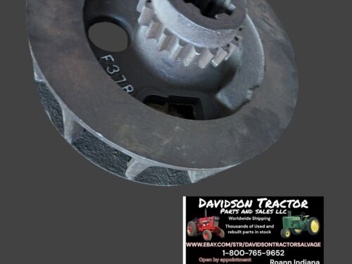 JOHN DEERE Used F37R Unstyled G TRACTOR CLUTCH DRIVER