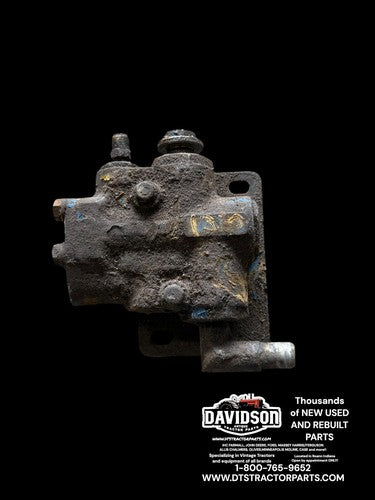 Ford 1310 Hydraulic Valve Assembly