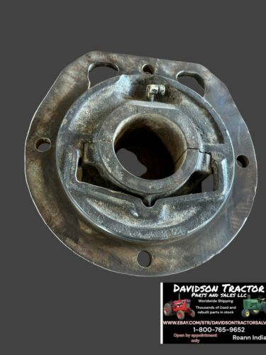 John Deere G RH Main Bearing Casting (clutch side) F752R AF770R