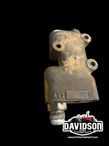 International 504 Utility Hydraulic Valve Housing Antique Tractor