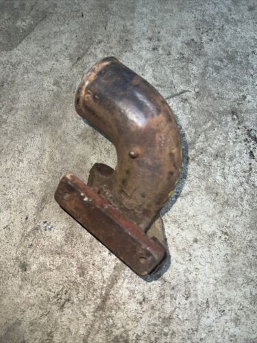 IH Water Outlet Thermostat housing 380785R1 C221