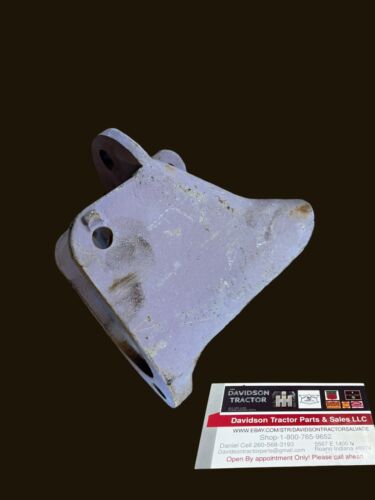 USED JOHN DEERE H TRACTOR SEAT BASE BODY H369R