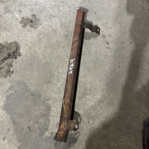 International 444 IH tractor ORIGINAL rear light wiring cover