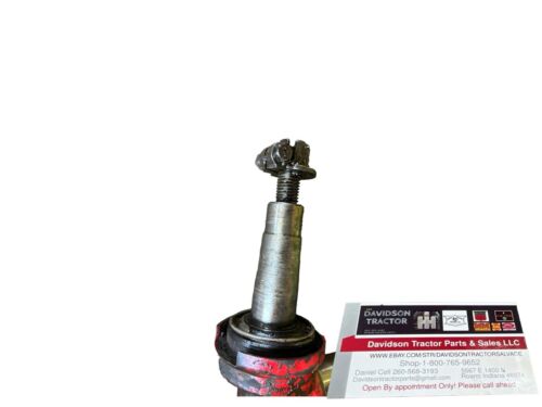 McCormick International W6 WD6 front axel spindle antique tractor