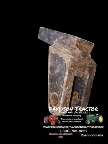 IH International Harvester 584 Lower Link bracket