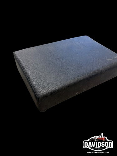 D35226 Seat Fits Case 450, 850, 1150
