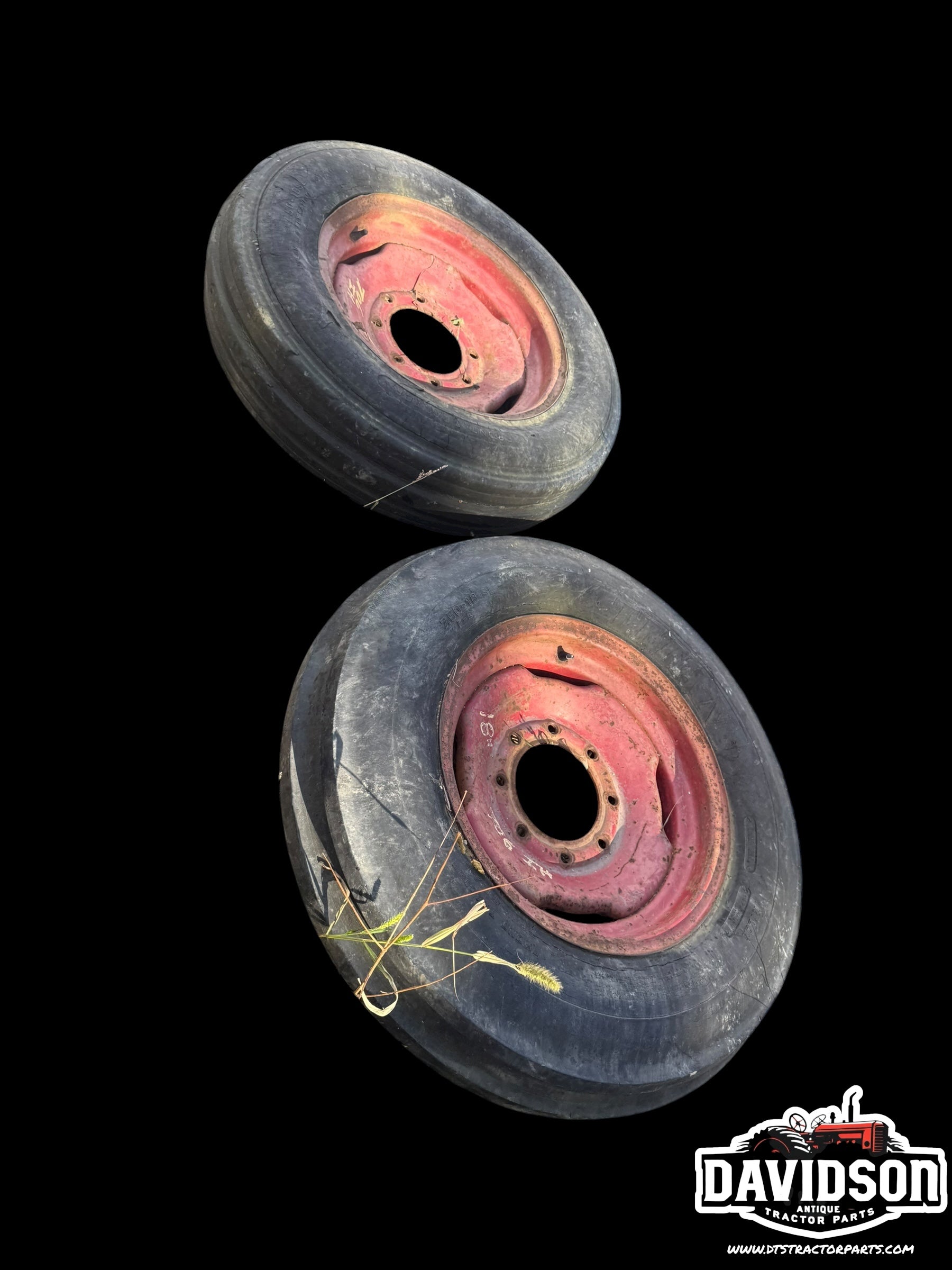 International 706 Wheatland 7.50-18 Front rims-Tires