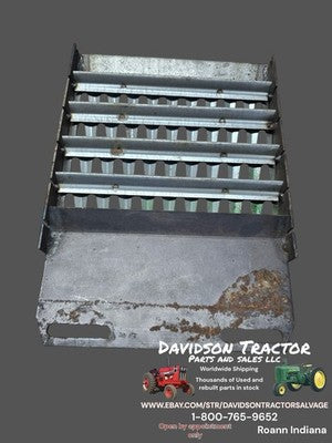 John Deere New Old Stock Part-# AH117769 DD29