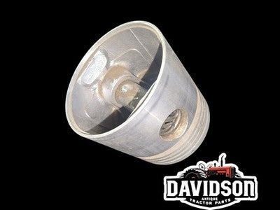 genuine OEM Winconsin piston assembly IHC C135 A1329 NOS