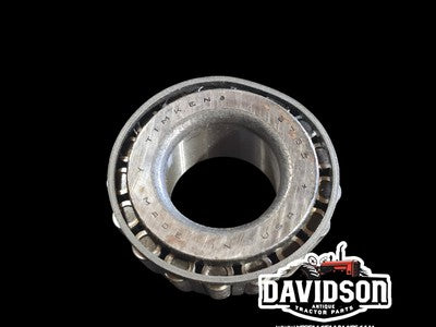 NOS JOHN DEERE - JD7216 TAPER ROLLER BEARING 60, 70, TRACTOR