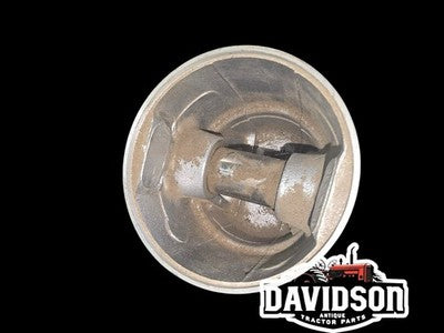 genuine OEM Winconsin piston assembly IHC C135 A1329 NOS