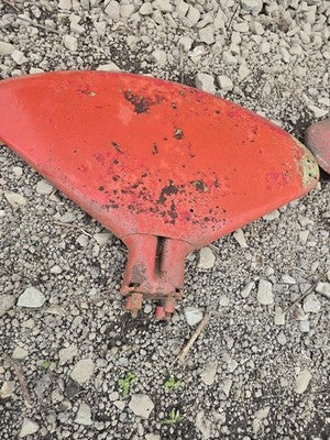 IH FARMALL H M SUPERS 300 350 400 450 FENDERS PAIR