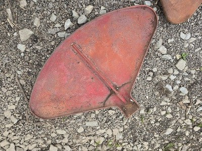 IH FARMALL H M SUPERS 300 350 400 450 FENDERS PAIR