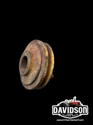 R85389 JOHN DEERE 210C 2360 Crankshaft PULLEY Antique Tractor