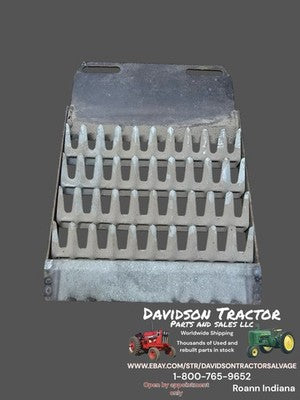 John Deere New Old Stock Part-# AH117769 DD29