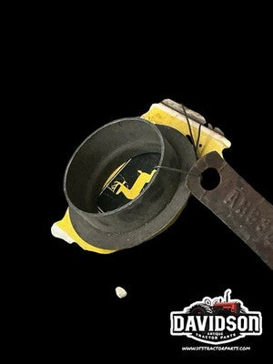 New Old Stock OEM John Deere AH632R H631R Rear Axle Felt Retainer John Deere H