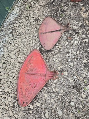 IH FARMALL H M SUPERS 300 350 400 450 FENDERS PAIR