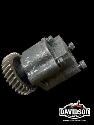 JOHN DEERE 2020 OIL PUMP.(R53382)